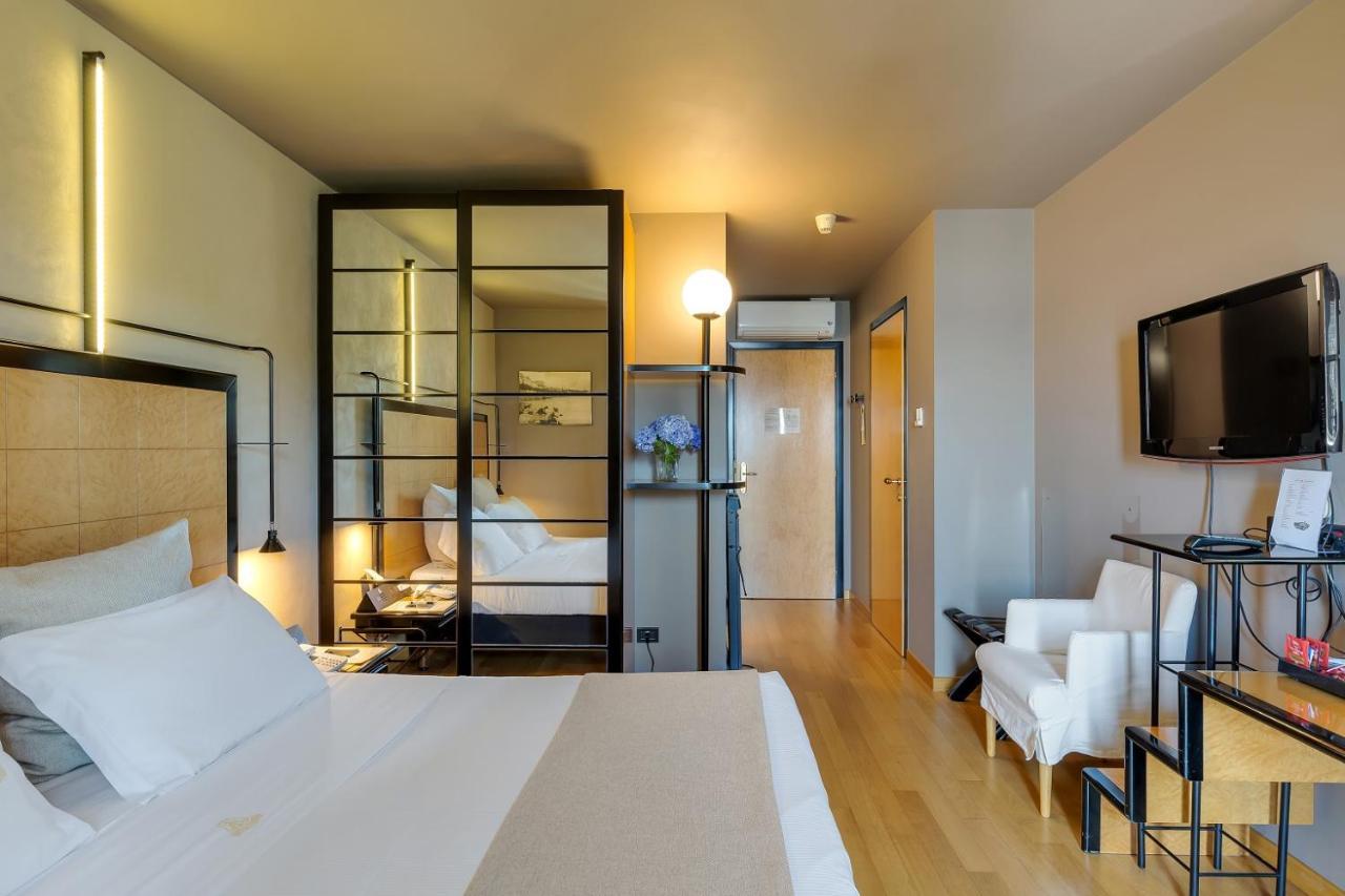 Ancora Hotel
