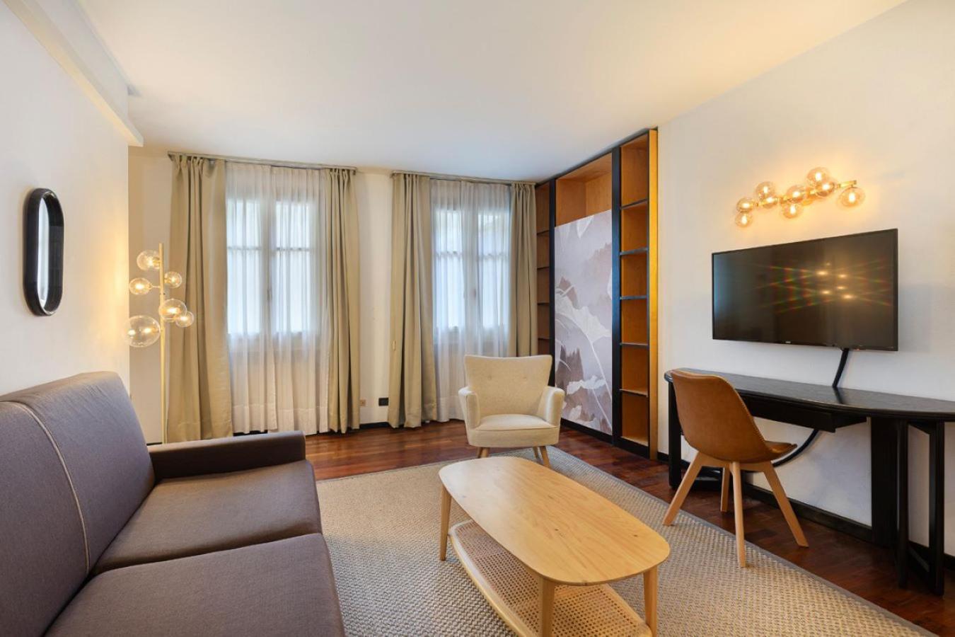 Ancora Hotel